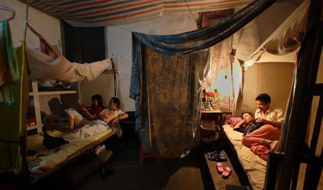 农民工搭伙"临时夫妻"，除了满足性需求？3个深层原因告诉你真