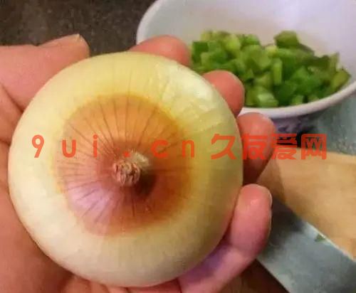 乳头变黑怎么回事？走出乳头变黑误区